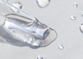 Beberapa Manfaat Menggunakan Serum di Bawah Mata