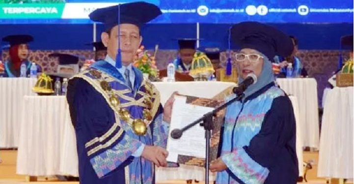Prof. Dr Syamsia MSi Diresmikan sebagai Guru Besar Bioteknologi Pertanian Unismuh Makassar
