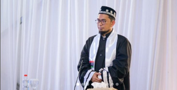 Ustaz Adi Hidayat Raih Gelar Doktor di Kulliyah Dakwah Islamiyah Tripoli Libya