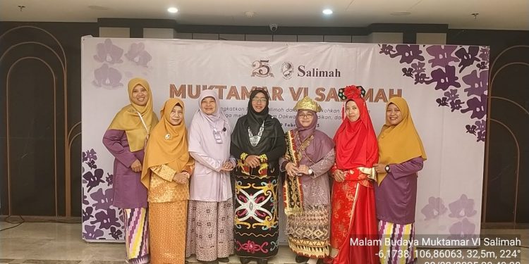 Pimpinan Wilayah Salimah Kalbar Hadiri Muktamar VI di Jakarta