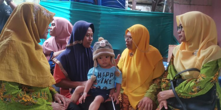 Majelis Kesehatan PC Aisyiyah Jatiasih Berikan Pendampingan kepada Balita Stunting di Posyandu Mawar Asih 2