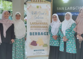 Tahfiz Tunanetra Aisyiyah Terima Santunan dari SMA Labschool Jakarta
