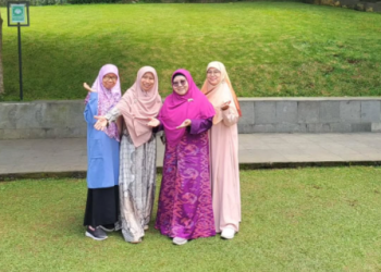 Peran Ibu dalam Pengasuhan dan Pendidikan Anak