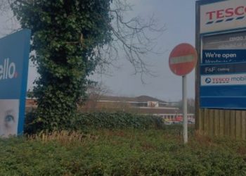 Komunitas Blackburn Kumpulkan 10.400 Euro untuk Membangun Sebuah Masjid