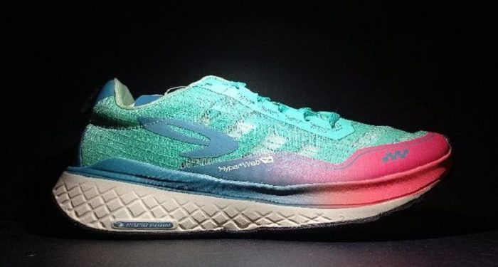 Empat Alasan Sepatu Lari Berwarna-Warni