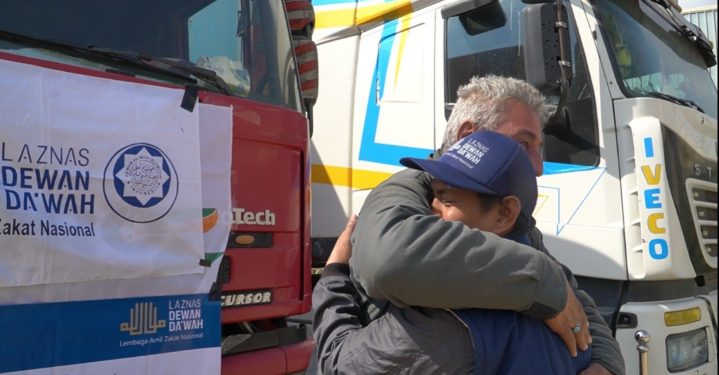 Cerita Abdul Aziz, Supir Truk Kemanusiaan Bawa Bantuan ke Gaza