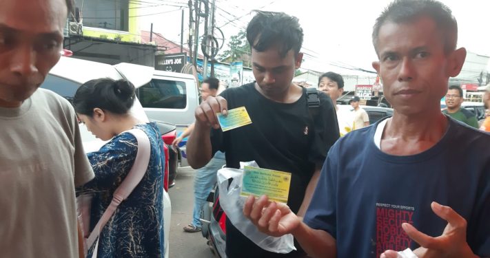 PC Aisyiyah Jatiasih Salurkan Donasi untuk Korban Banjir di Jatirasa