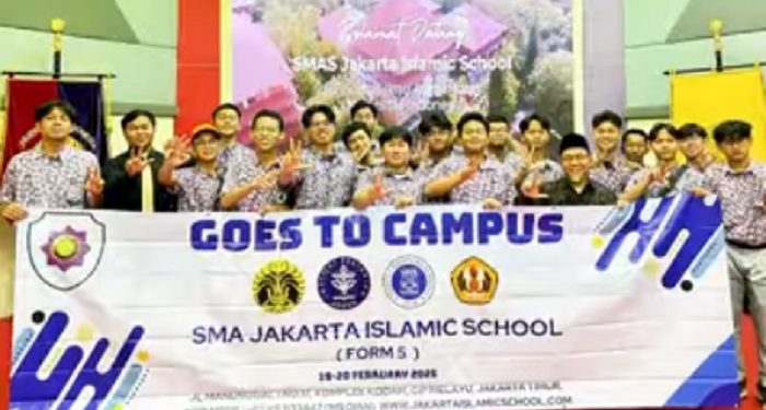 SMA Jakarta Islamic School Lakukan Kunjungan ke Empat Kampus Besar Indonesia