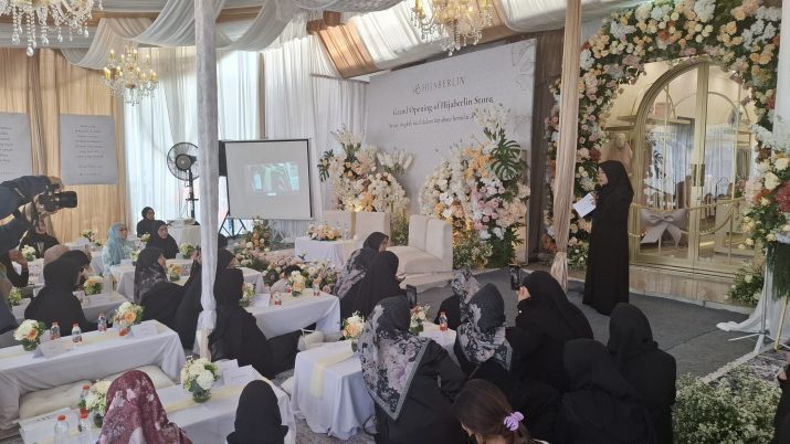 Hijaberlin Grand Opening Toko Kedua, Konsisten Menyediakan Pakaian Beribadah yang Nyaman untuk Muslimah