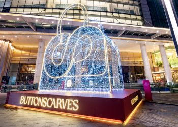 Buttonscarves Hadirkan Instalasi Joy Bag Setinggi 6.6 Meter di Senayan City