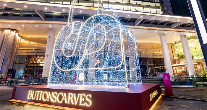 Buttonscarves Hadirkan Instalasi Joy Bag Setinggi 6.6 Meter di Senayan City