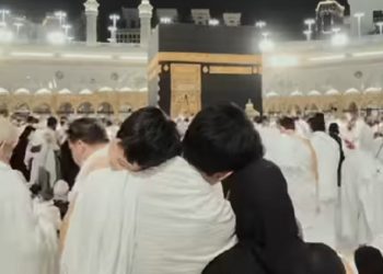 Dinda Hauw dan Rey Mbayang Jalani Ibadah Umroh saat Bulan Ramadan