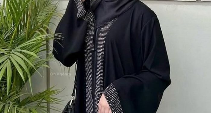 Rekomendasi Baju Lebaran Berwarna Hitam