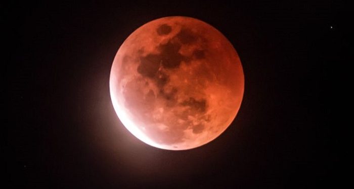 Simak Dua Gerhana yang Terjadi pada Bulan Maret 2025