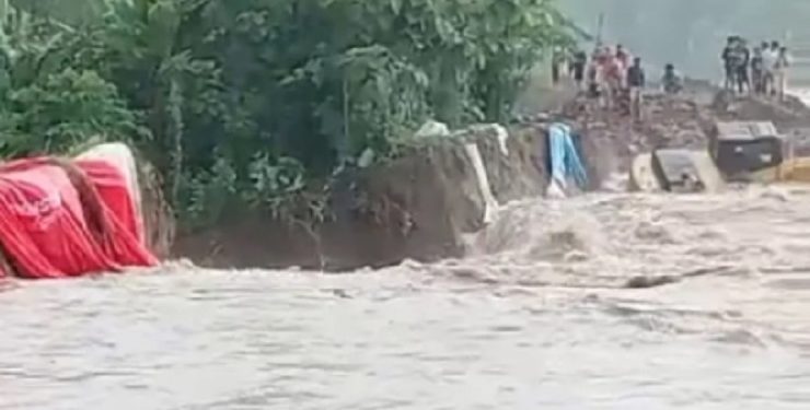 Grobogan Kembali Dilanda Banjir Akibat Tanggul di Desa Baturagung Jebol