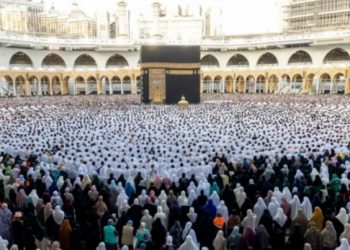 Arab Saudi, Kuwait, Qatar, UEA Sudah Lebaran Ahad