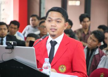 Raih Gelar Doktor Ilmu Hukum, Asrullah Berhasil Mempertahankan Disertasi di Hadapan Ketua MK RI 2013-2015 Sebagai Penguji Eksternal