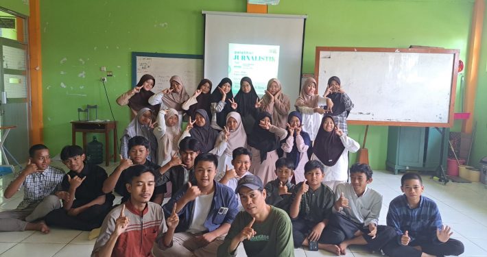 SMPIT Prestasi Cendekia Gelar Workshop Jurnalistik Jadi Penggerak Literasi Informasi Sekolah