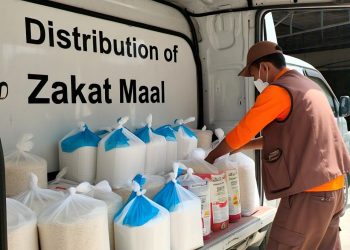 Rumah Zakat Menyalurkan 100 Paket Sembako untuk Disabilitas dan Yatim