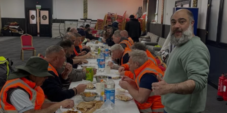 Masjid Birmingham Inggris Dipuji karena Membantu Mengumpulkan 120 Ton Sampah