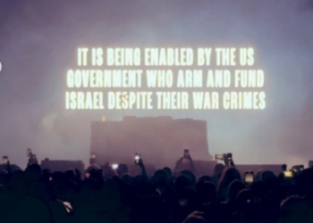 Grup Rap Irlandia Kneecap Suarakan Palestina di Panggung Coachella