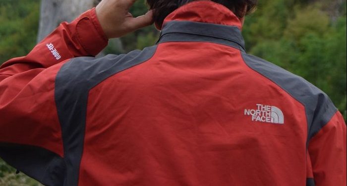 Beberapa Jenis Bahan Pakaian Anti Air, Selain Bahan Parasut