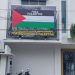 Dukung Warga Gaza, Ivan Gunawan Pasang Banner Free Palestine di Depan Butiknya