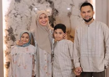 Shireen Sungkar dan Keluarga Tampil Anggun dengan Busana Lebaran Bernuansa Pastel