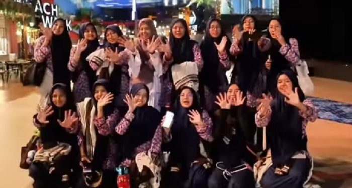 SMP JISc Gelar Seminar Motivasi dan Outing