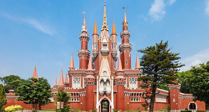 Taman Mini Indonesia Indah Capai 135 Ribu Pengunjung Selama Libur Lebaran 2025