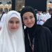 Michelle Ziudith dan Tissa Biani Jalankan Ibadah Umroh Bersama