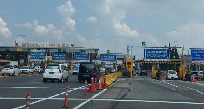 Diberlakukan Contraflow Satu Lajur di KM 70 Hingga KM 36 Ruas Tol Jakarta-Cikampek