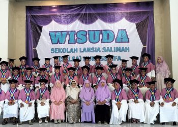 Peringati Hari Lansia, Salimah Kudus Gelar Wisuda Salsa Angkatan Pertama
