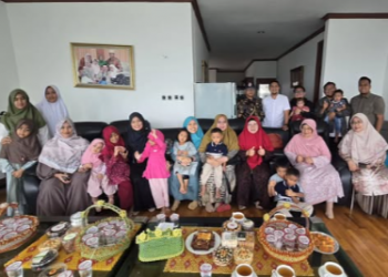 Makan Bersama Keluarga Tanpa Gadget