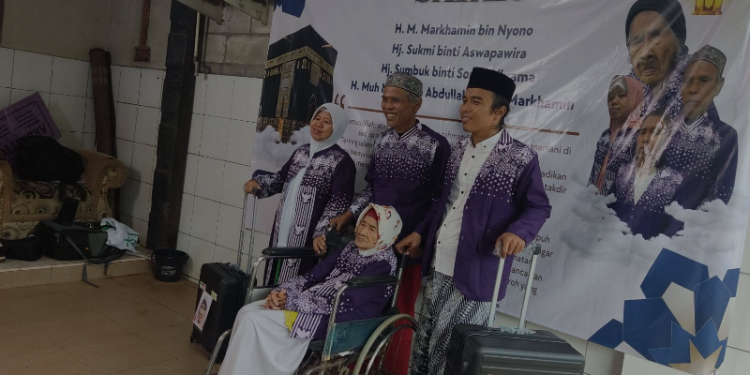 Di Usia 109 Tahun, Nenek Sumbuk Jadi Jemaah Haji Tertua di Indonesia Tahun 2025