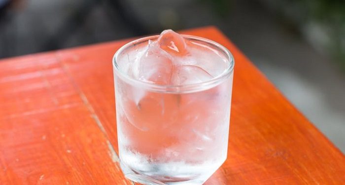 Air Dingin Bikin Sakit atau Malah Bermanfaat Bagi Kesehatan?