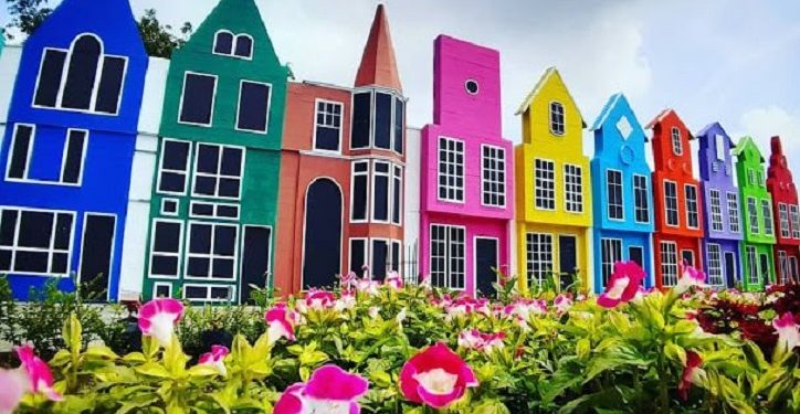 Simak Harga Tiket Florawisata Santerra Malang