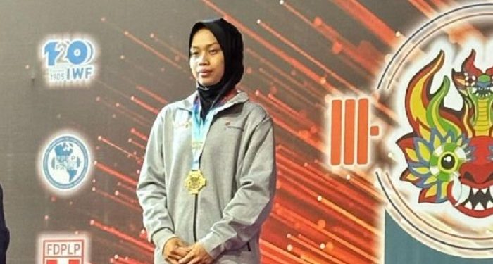 Lifter Muda Asal Pacitan Raih Medali Emas di IWF World Championships 2025
