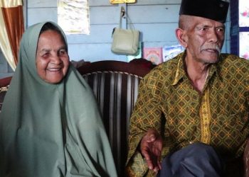 Petani Kopi Asal Aceh Berangkat Haji bersama Istri di Usia 100 Tahun