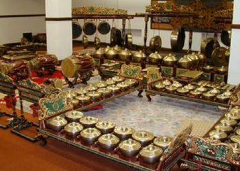 SDN 1 Barongan Lestarikan Budaya Jawa dengan Ekstra Karawitan