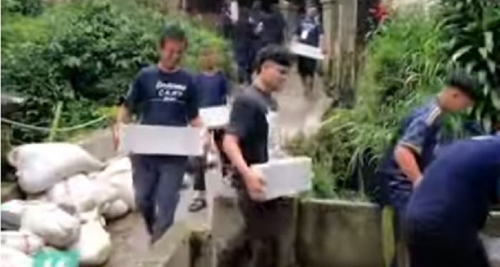 Program Pengabdian Masyarakat SMA JISc di Desa Warnasari