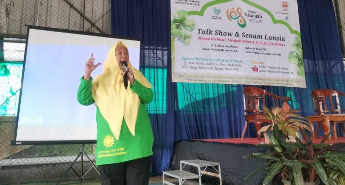 Senam Lansia PCA Jatiasih: Meningkatkan Kesehatan dan Kualitas Hidup Lansia