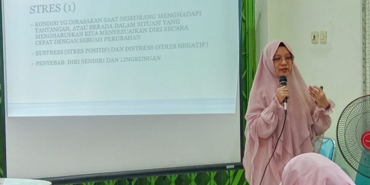 Ajak Lansia Atasi Stres