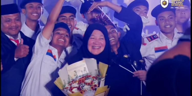 Terapkan 3 Kurikulum, JISc Kalahkan SMA Negeri soal Jumlah Siswa Diterima di UI