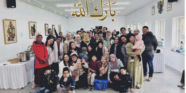 KBRI Kopenhagen Gelar Sholat dan Halal Bihalal Idul Adha 1446 H