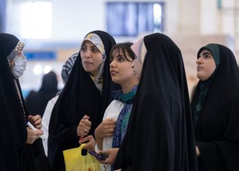 Iran, Jilbab, dan Kesenjangan Generasi
