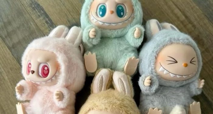 Boneka Labubu jadi Aksesoris Populer Tahun 2025