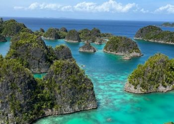Wisata Kawasan Wayag di Raja Ampat Resmi Ditutup Sementara Akibat Tambang Nikel