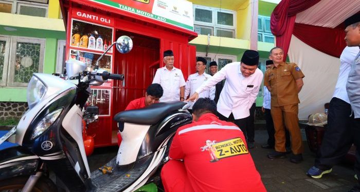 Berdayakan Mustahik, BAZNAS dan Alfamart Resmikan Program Z-Auto di Makassar
