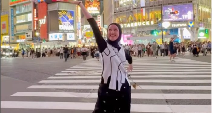 Cut Meyriska Bagikan Momen Uniknya saat di Jepang